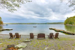 half Mi to Boat Ramp Lake Wallenpaupack Retreat!
