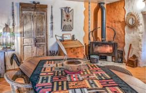Maisons de vacances 3 Bedroom Nice Home In Sommieres : photos des chambres