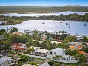 Noosa Heads Beach House