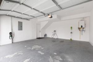 Walk Geodis Stadium Restaurants Rooftop EV Garage