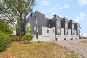 Walk Geodis Stadium Restaurants Rooftop EV Garage