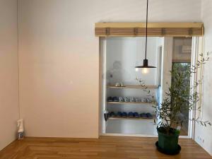 Free Car Parking トモズカフェアネックス Tomos Cafe TC1