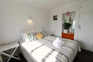 WaveSong Cottage - Your Escape by the Sea