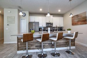 Modern Decor, Waterview With Splashpool, Bbq 1636Str