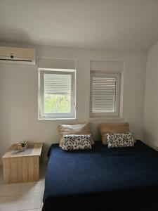 Apartments with parking space Novalja, Pag - 23951