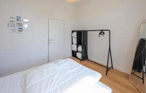 1 Bedroom Amazing Apartment In Oostende