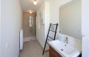 1 Bedroom Amazing Apartment In Oostende