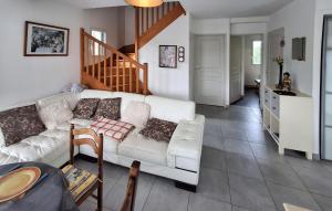 3 Bedroom Nice Home In Plouha