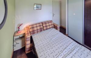 Maisons de vacances 3 Bedroom Nice Home In Plouha : photos des chambres