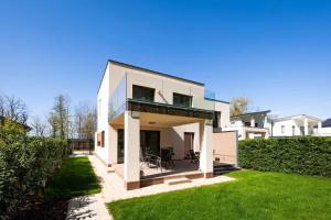Holiday home in Balatonföldvar 54369