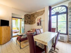 Maisons de vacances Charming Retreat by Vis River, France : photos des chambres