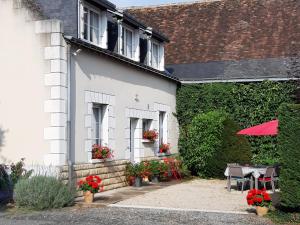 Maisons de vacances Maison de campagne renovee avec jardin clos, proche Tours et grands sites du Val de Loire - FR-1-381-97 : photos des chambres