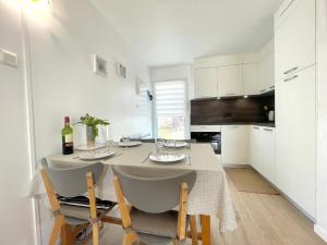 Maison avec piscine chauffée, tennis, Wi-Fi à 600m de la mer - FR-1-231-311