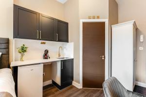 Wake, Sip, Slay Stylish Studio with Cozy Feels 3