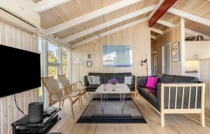 Amazing Home In Hirtshals With Sauna