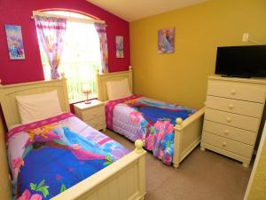 Golf Course Views Pool And Relax