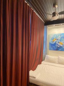 Saladee Gallery Residence