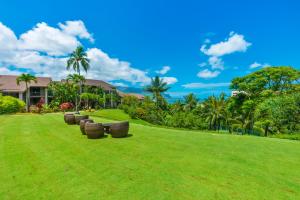 Hanalei Bay Beach Retreat with Waterfall Views