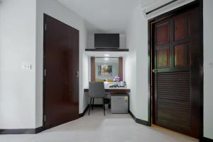 Tris Miracle Kata Beach Side