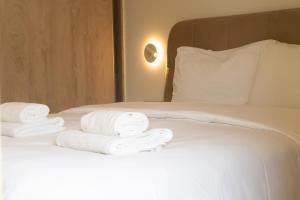 Palm & Pearl Apartment