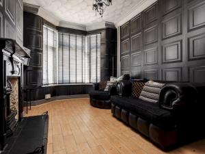 Liverpool, Anfield 3 Bed Home, Parking & Wifi - Pass the Keys