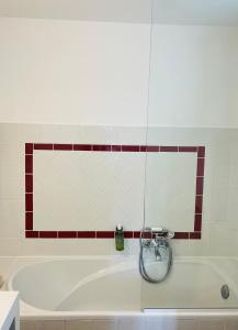 B&B / Chambres d'hotes Le Cigalon : Chambre Double