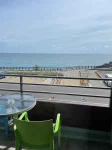 Phòng giường đôi Hướng biển Tầng 2 (Sea View Double 2F)