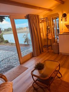 Tiny House t Kleine Paradijs