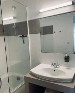 B&B / Chambres d'hotes Le Cigalon : Chambre Double