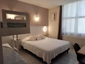 Hotels Hotel Les Bellugues : photos des chambres