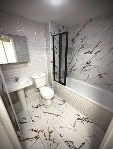 The free parking and plenty coffee supplied apartment!