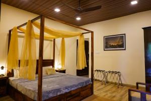 2 Serene Cottages in Majkhali Elm and Fig