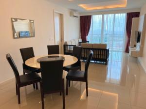 The Shore 20th Floor Melaka River View