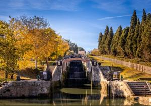 Maisons de vacances Logement 4 pers - Beziers au bord du Canal du Midi a prox des plages : photos des chambres