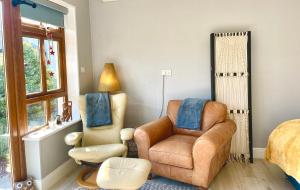 The Conifers Studio Apartment With Private Garden