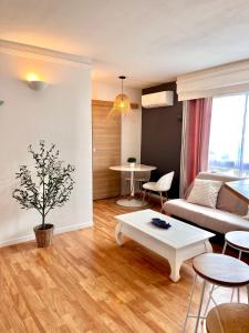 PORT DE HYERES - Appartement 40m2 - 4 personnes - place de PARKING