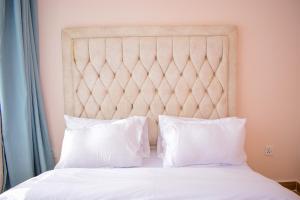 Luxe Homes by cassie