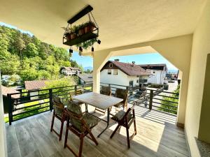 Sunny 3-room apartment with a terrace