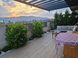 Golden Life Family Villa 2