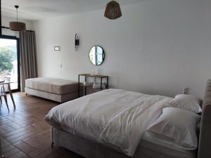 Studio with Sea View room in Helen's 11
