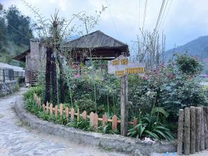Sa Pả View