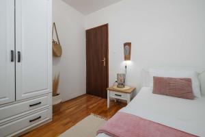 Apartment Marina Kornić