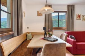 Superior One-Bedroom Apartment