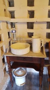 Sejours chez l'habitant Le Pigeonnier Champignois : Chambre Double avec Toilettes Communes