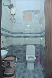 Penthouse 2 BHK Fully Furnished with Amazing City View