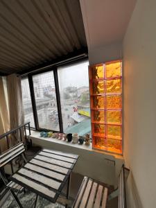 Heart of Quarter Antique Balcony Rice Market