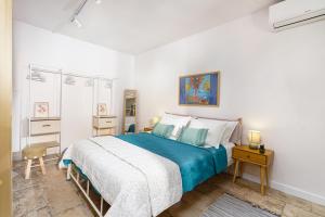 20-24 old town suite