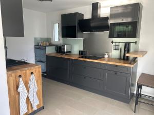 panoramic view with garden