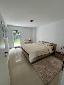 panoramic view with garden