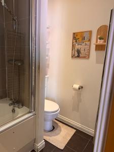 Family Stay Battersea with Balcony in Central London